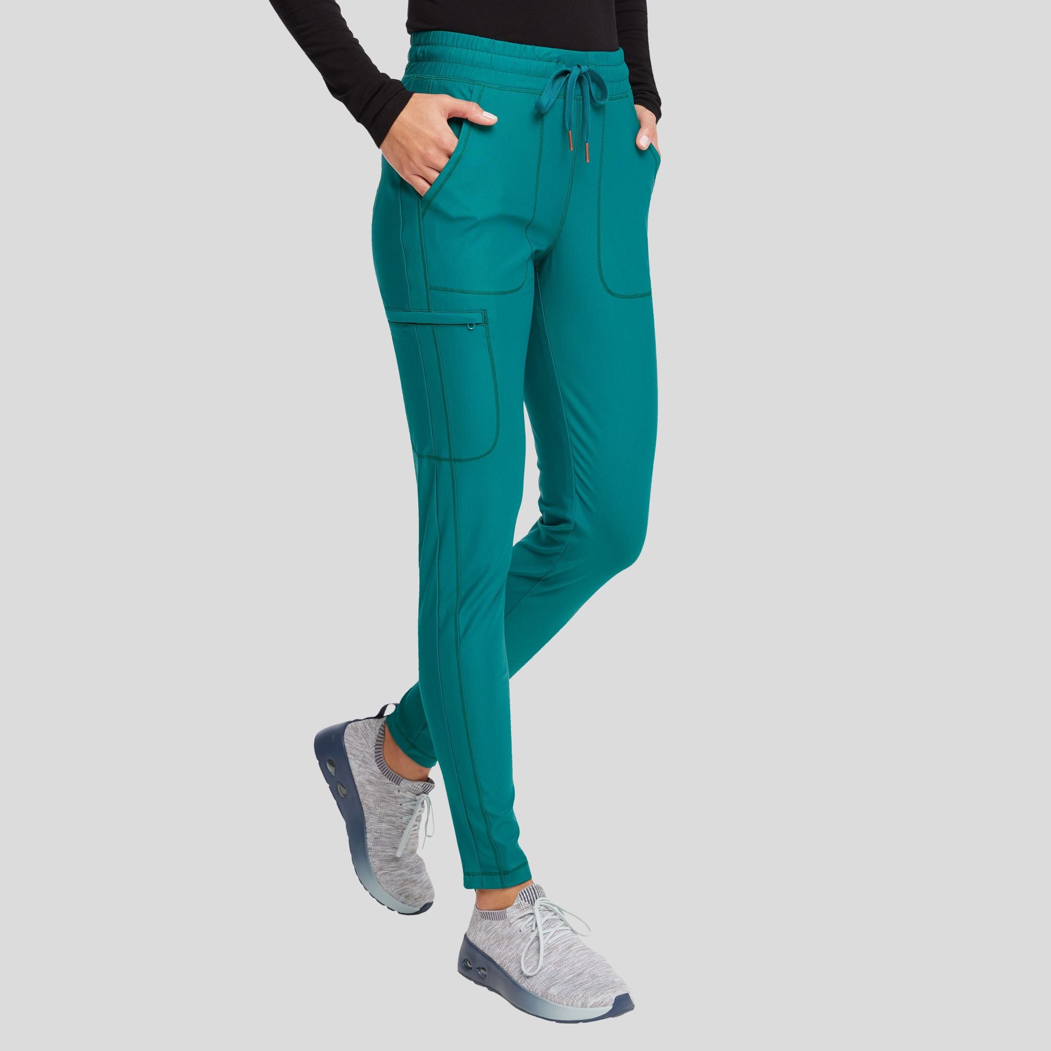 CHEROKEE_CK095_HUNTER_RIGHT