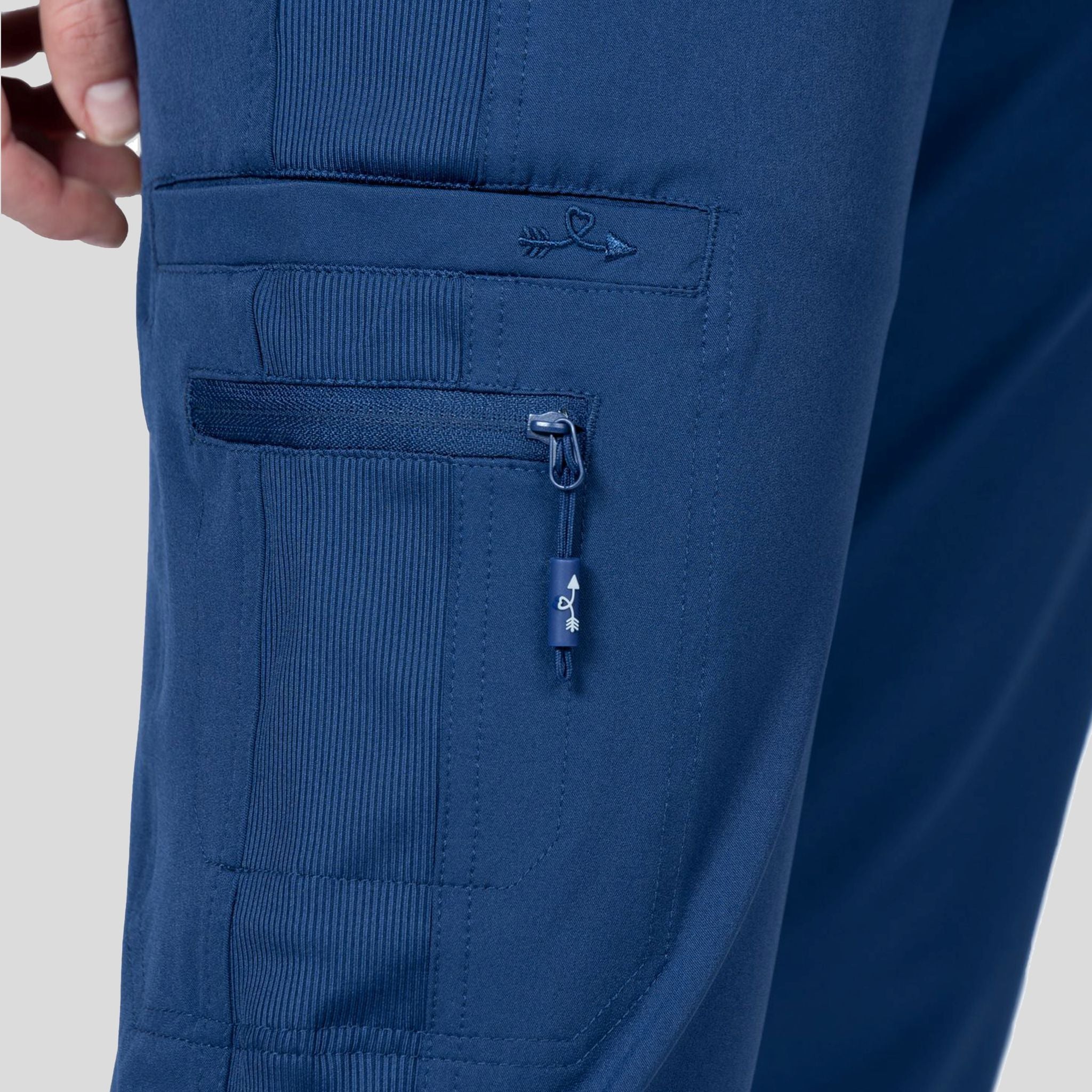 Zavate_AvaTherese_3013_navy_detail