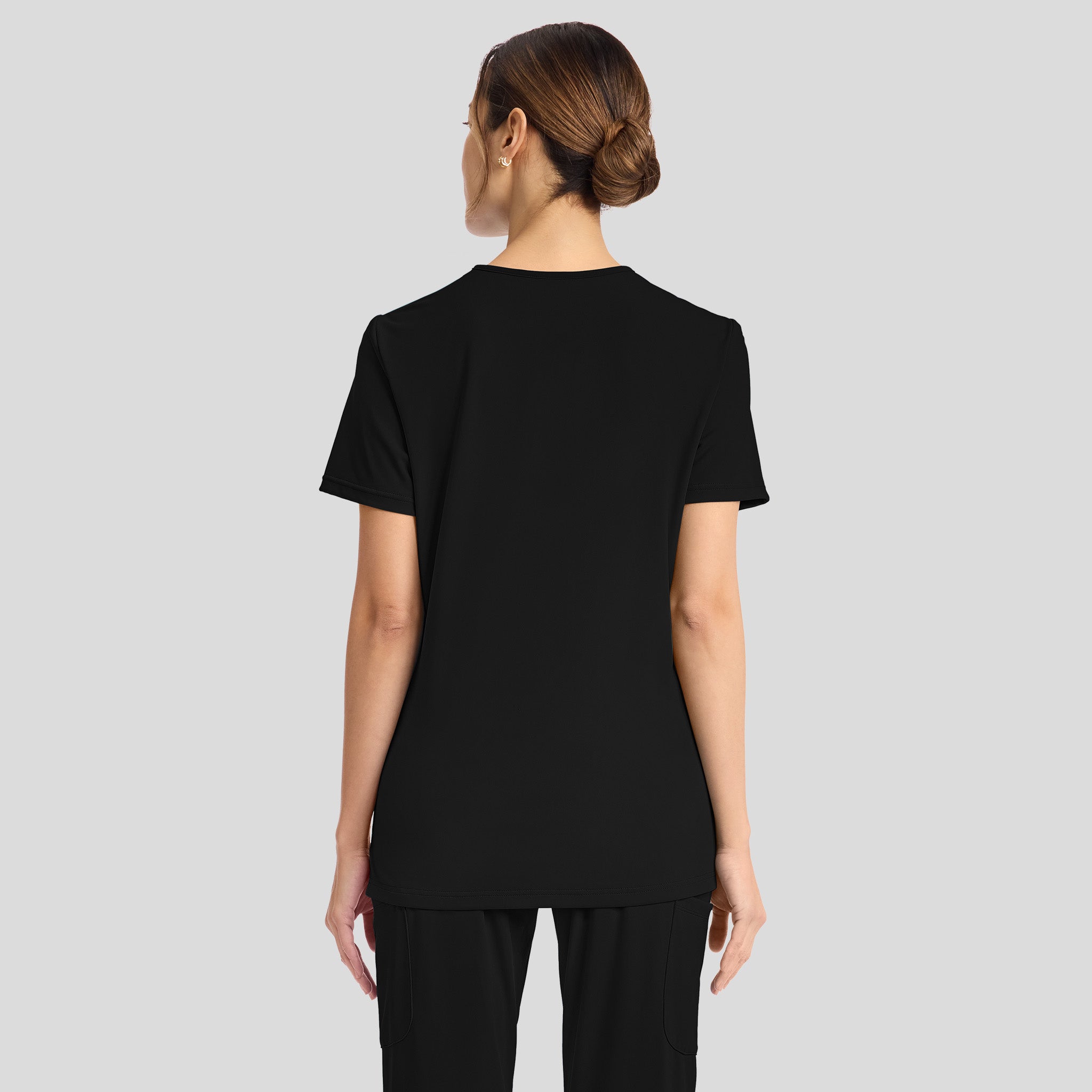 Achieve 2-Pocket Scrub Top | Black